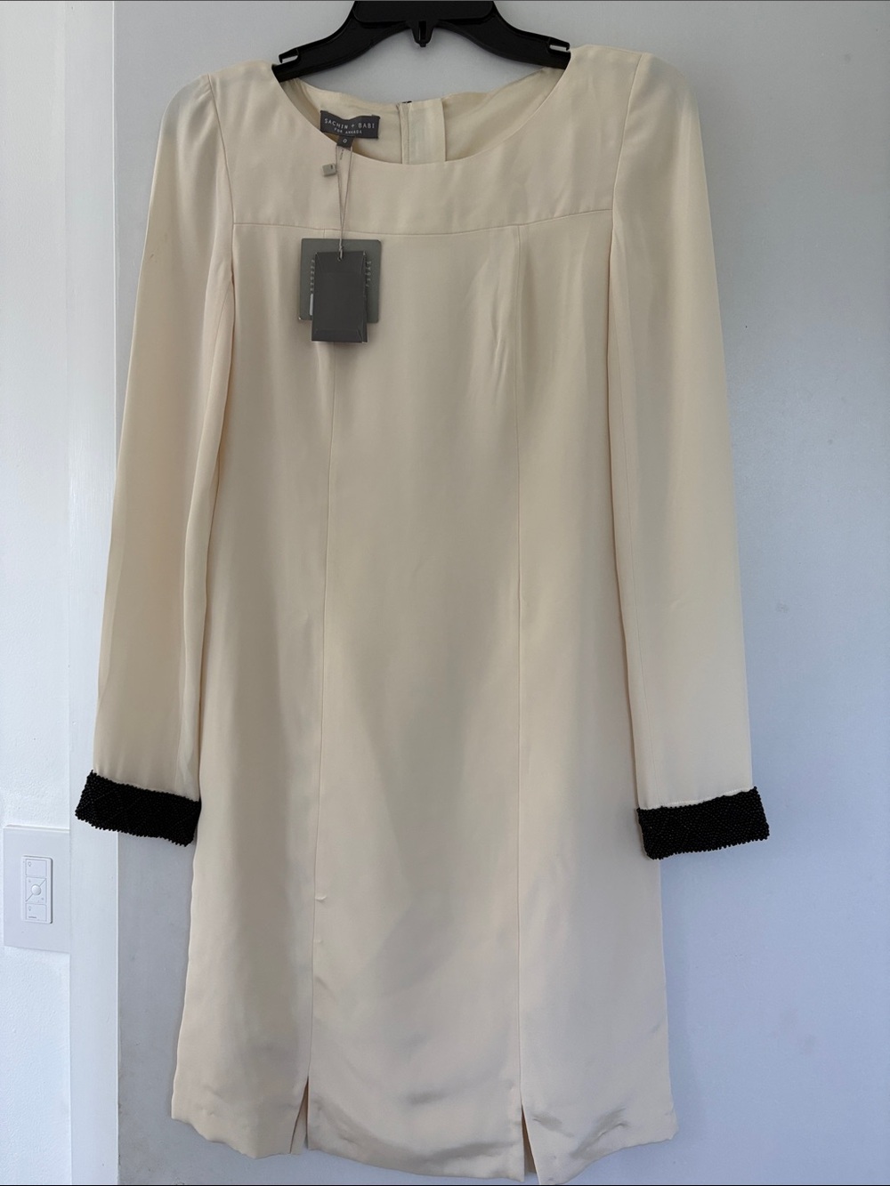 Sachin +Babi ivory Kelly long Sleeve100% silk Shift Dress with Black Cuff detail